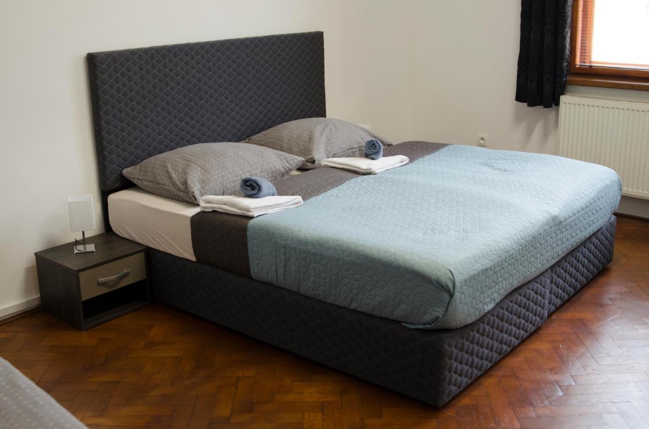 Globe Hostel Prague Adults Only 외부 사진