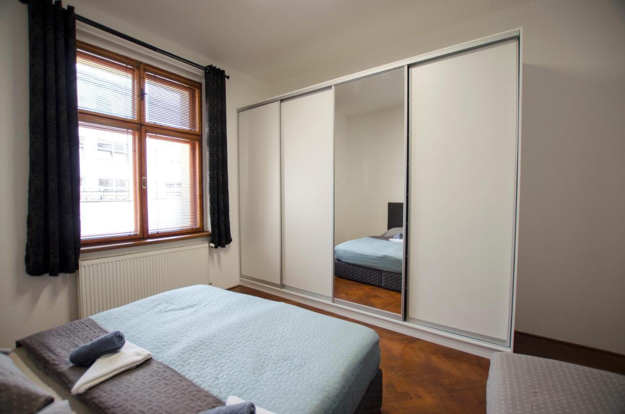 Globe Hostel Prague Adults Only 외부 사진