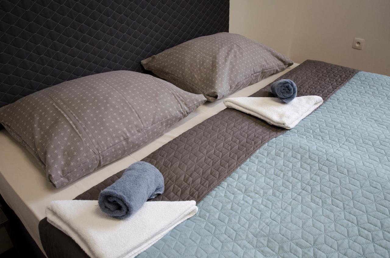 Globe Hostel Prague Adults Only 외부 사진