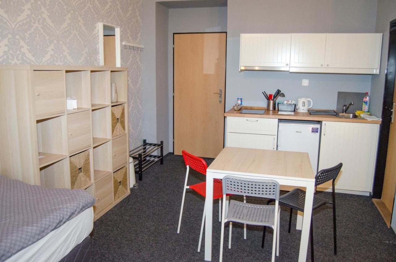 Globe Hostel Prague Adults Only 외부 사진