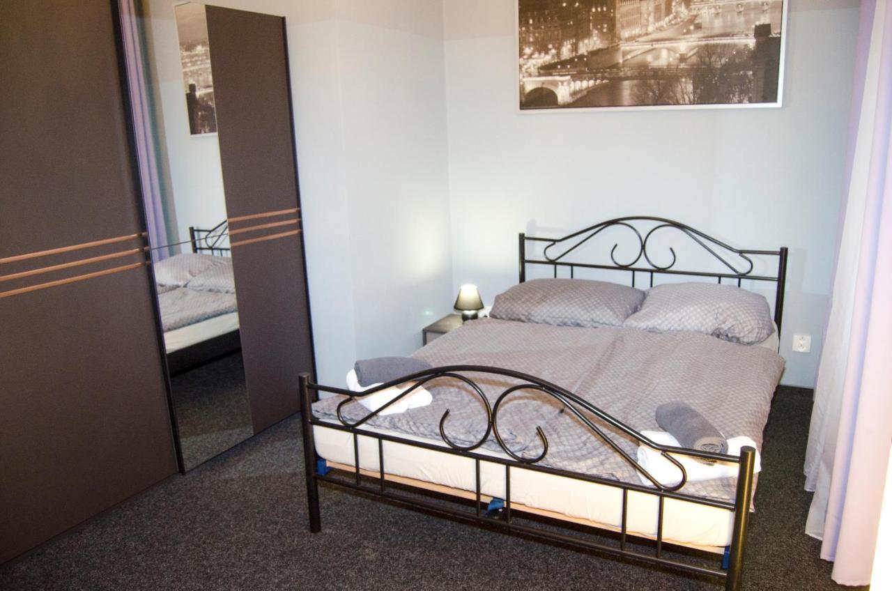 Globe Hostel Prague Adults Only 외부 사진