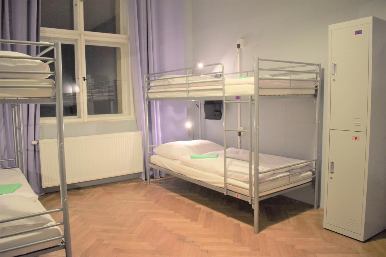 Globe Hostel Prague Adults Only 외부 사진