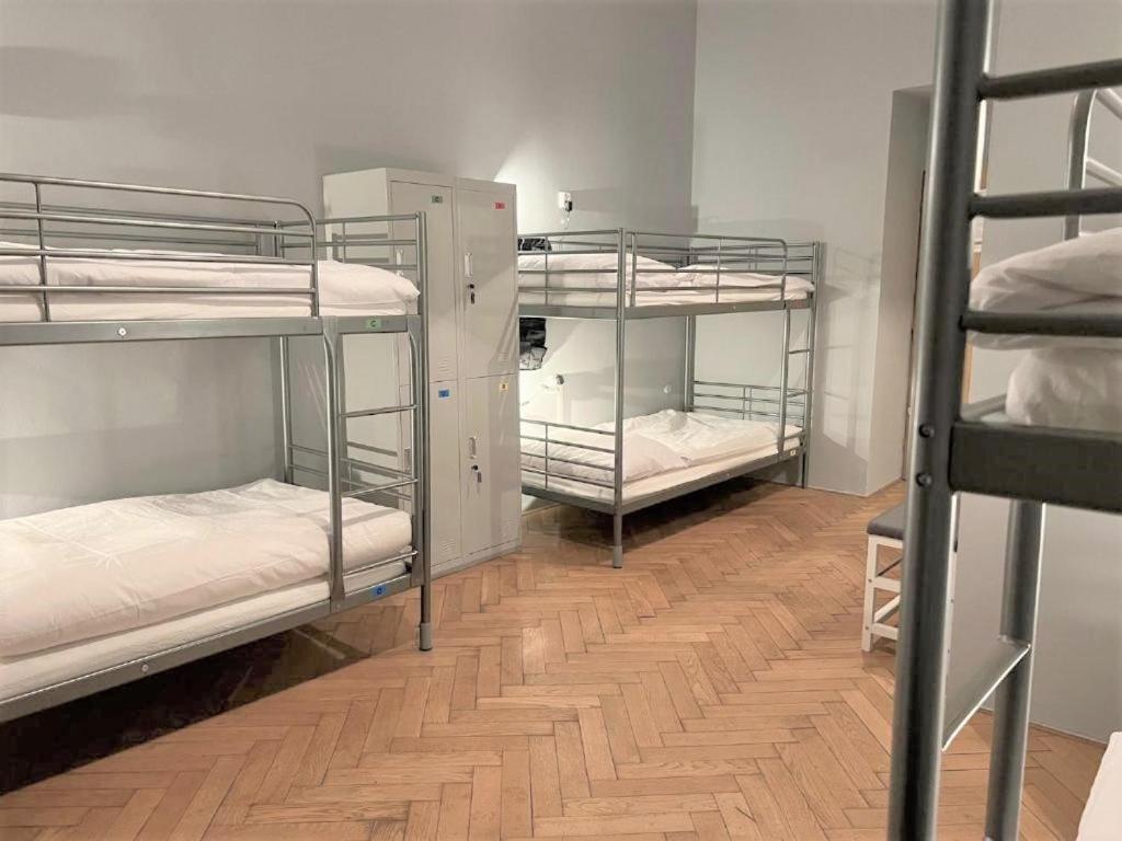 Globe Hostel Prague Adults Only 외부 사진